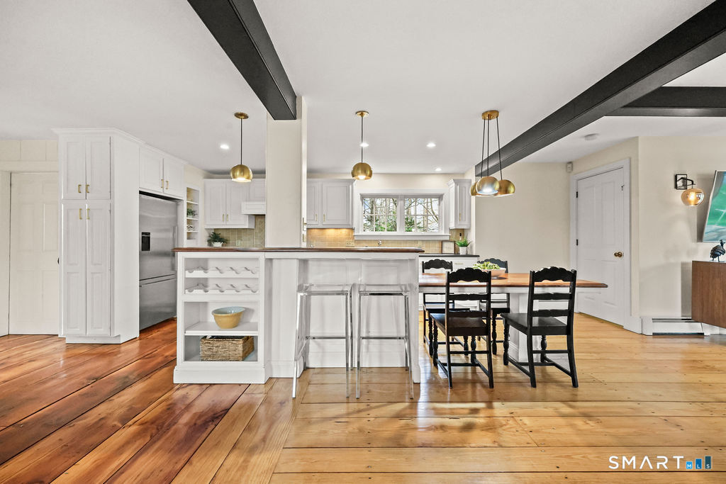 131 Tryon Street Glastonbury, CT 06073 - Photo 7 of 39