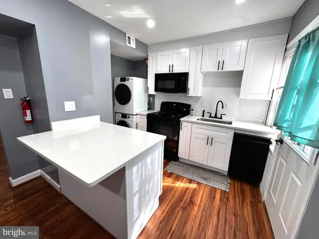 $1,995 | 3943 Pennsylvania Ave. Southeast, Unit B, Washington, DC 20020