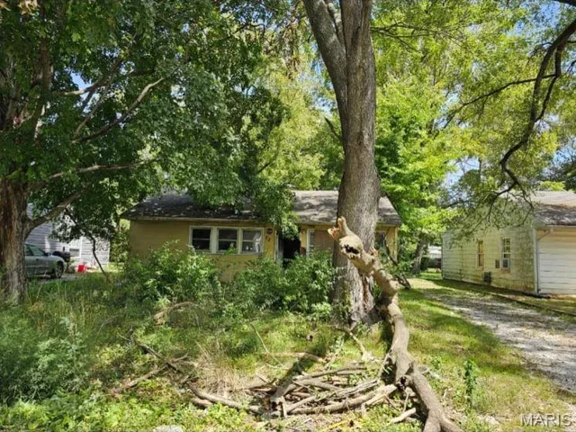 $7,500 | 22 Marilyn Lane, Cahokia, IL 62206