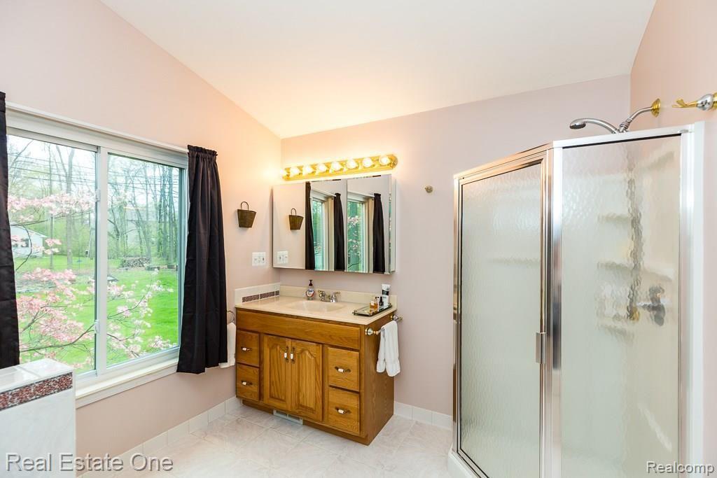1776 Alsdorf Avenue Rochester Hills, MI 48309 - Photo 18 of 27