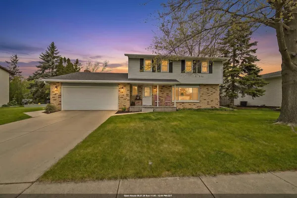 $449,900 | 413 South Good Hope Road, De Pere, WI 54115