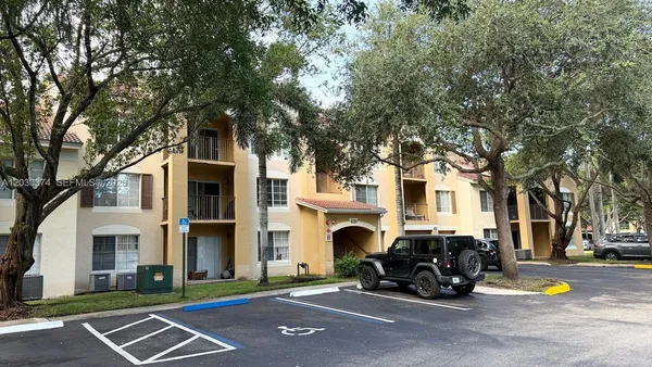 $1,850 | 4220 San Marino Boulevard, Unit 303, West Palm Beach, FL 33409