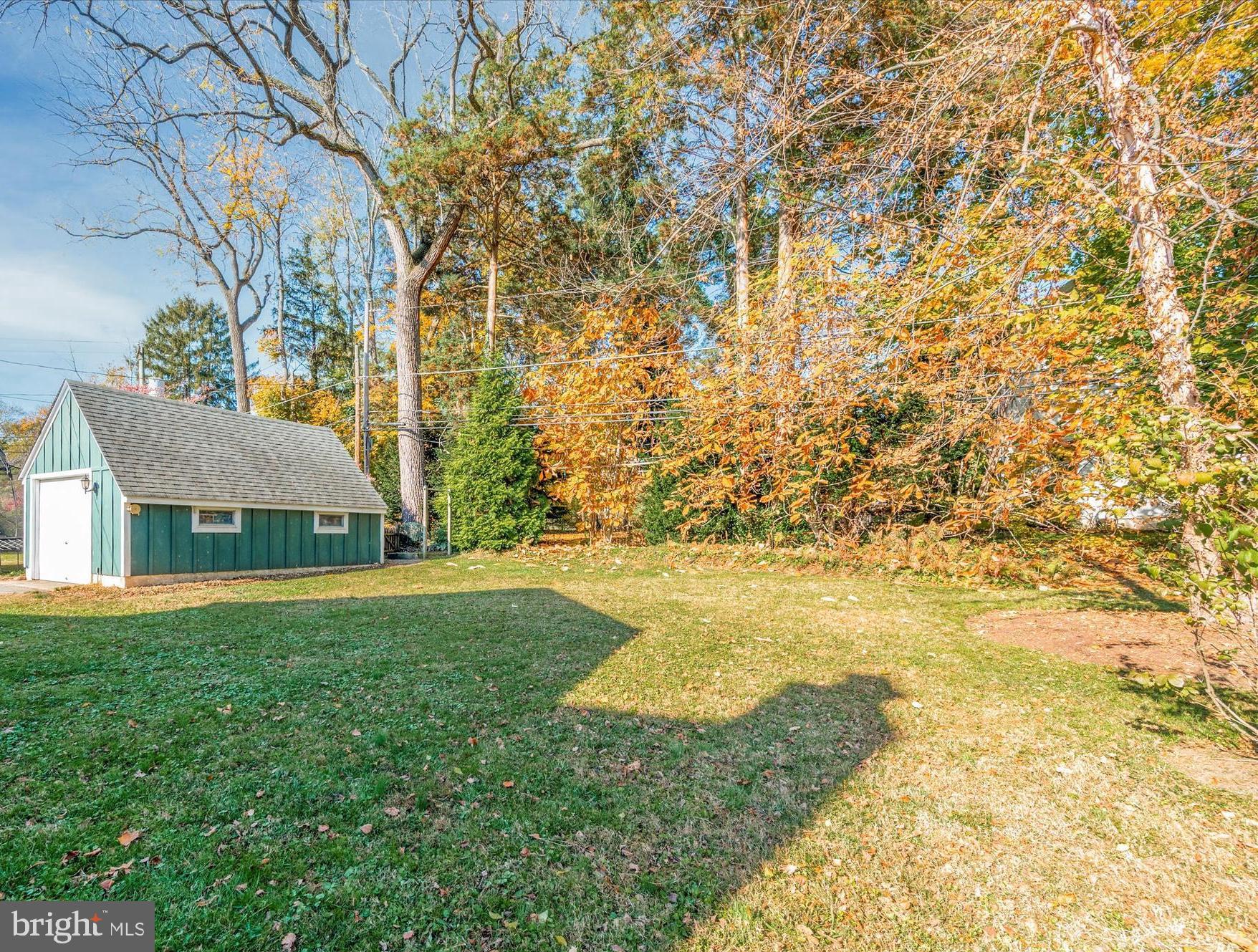 3 Green Valley Road Wallingford, PA 19086 - Photo 29 of 35