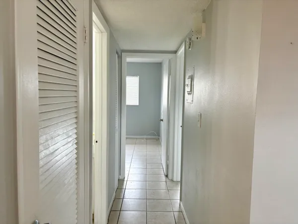 $1,845 | 5300 Washington Street, Unit C318, Hollywood, FL 33021