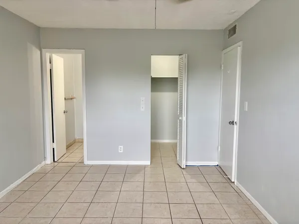 $1,845 | 5300 Washington Street, Unit C318, Hollywood, FL 33021