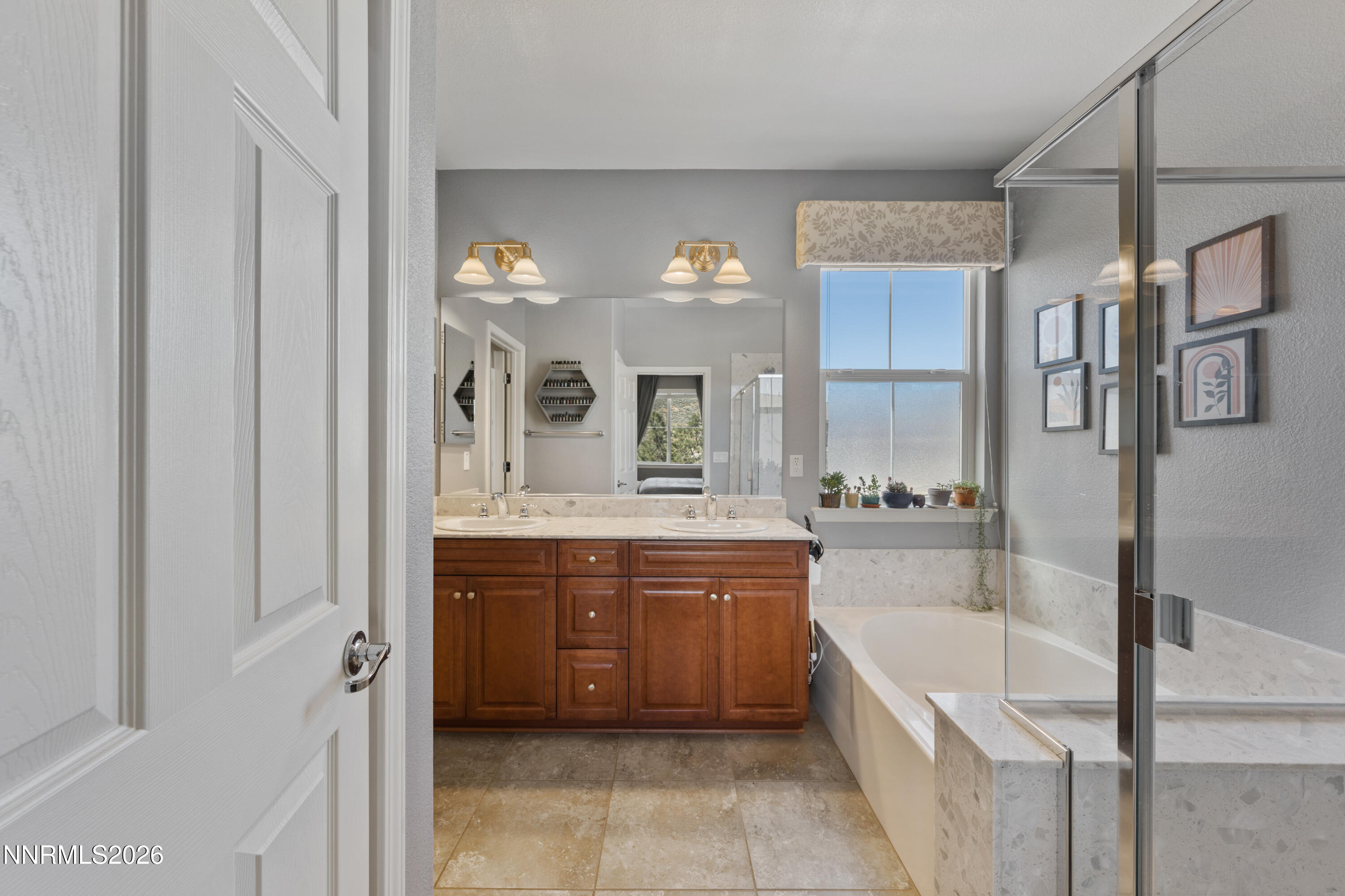 2784 Peavine Creek Road Reno, NV 89523 - Photo 25 of 49 A7V06056