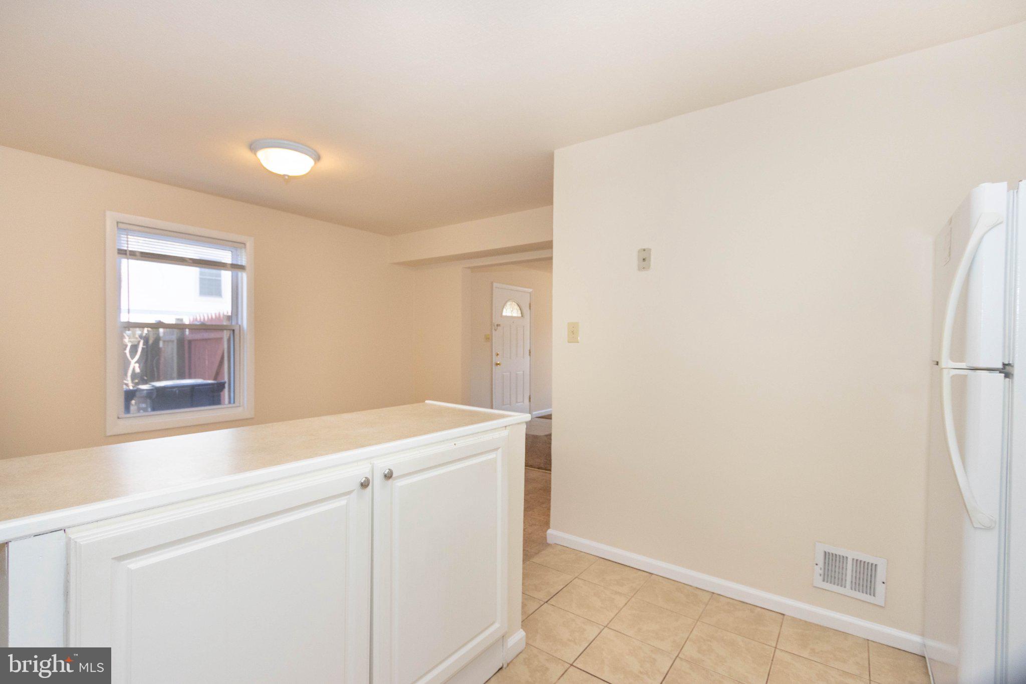 Pre-tenant photos. Current condition varies.