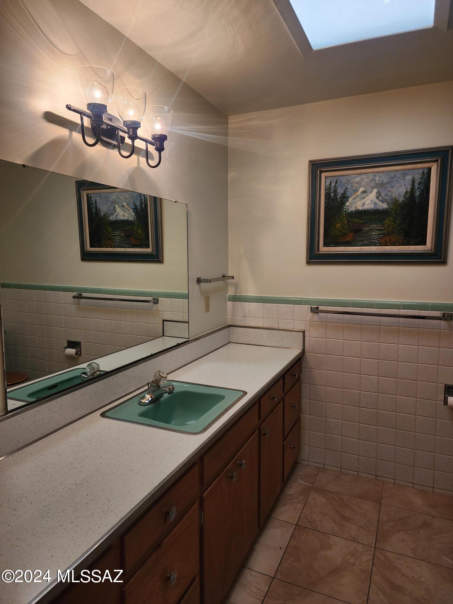 25 West Roma Drive Oro Valley, AZ 85737 - Photo 12 of 35