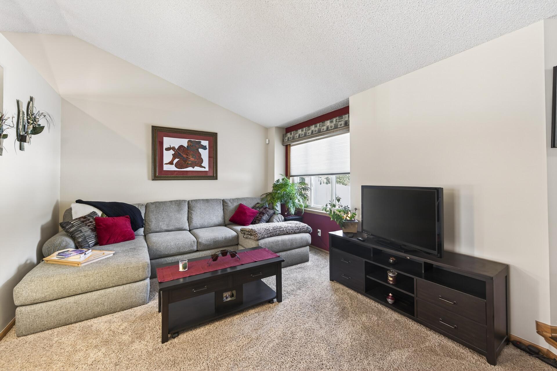 10940 Xeon Street Northwest Coon Rapids, MN 55433 - Photo 5 of 26