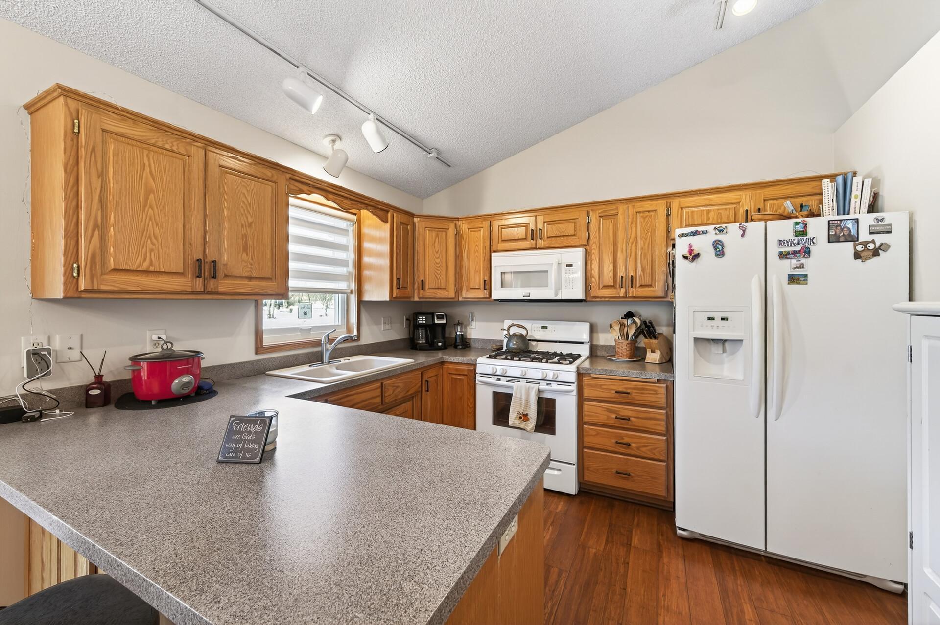 10940 Xeon Street Northwest Coon Rapids, MN 55433 - Photo 8 of 26