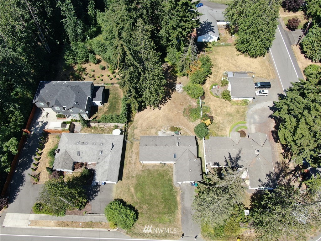 4117 212th Street Southeast Bothell, WA 98021 - Photo 28 of 32 an aerial view of residential houses with outdoor space