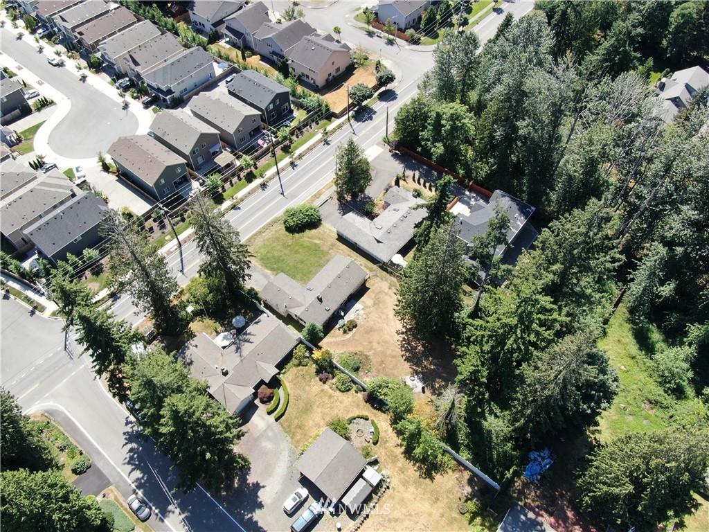 4117 212th Street Southeast Bothell, WA 98021 - Photo 5 of 32 an aerial view of residential house with outdoor space