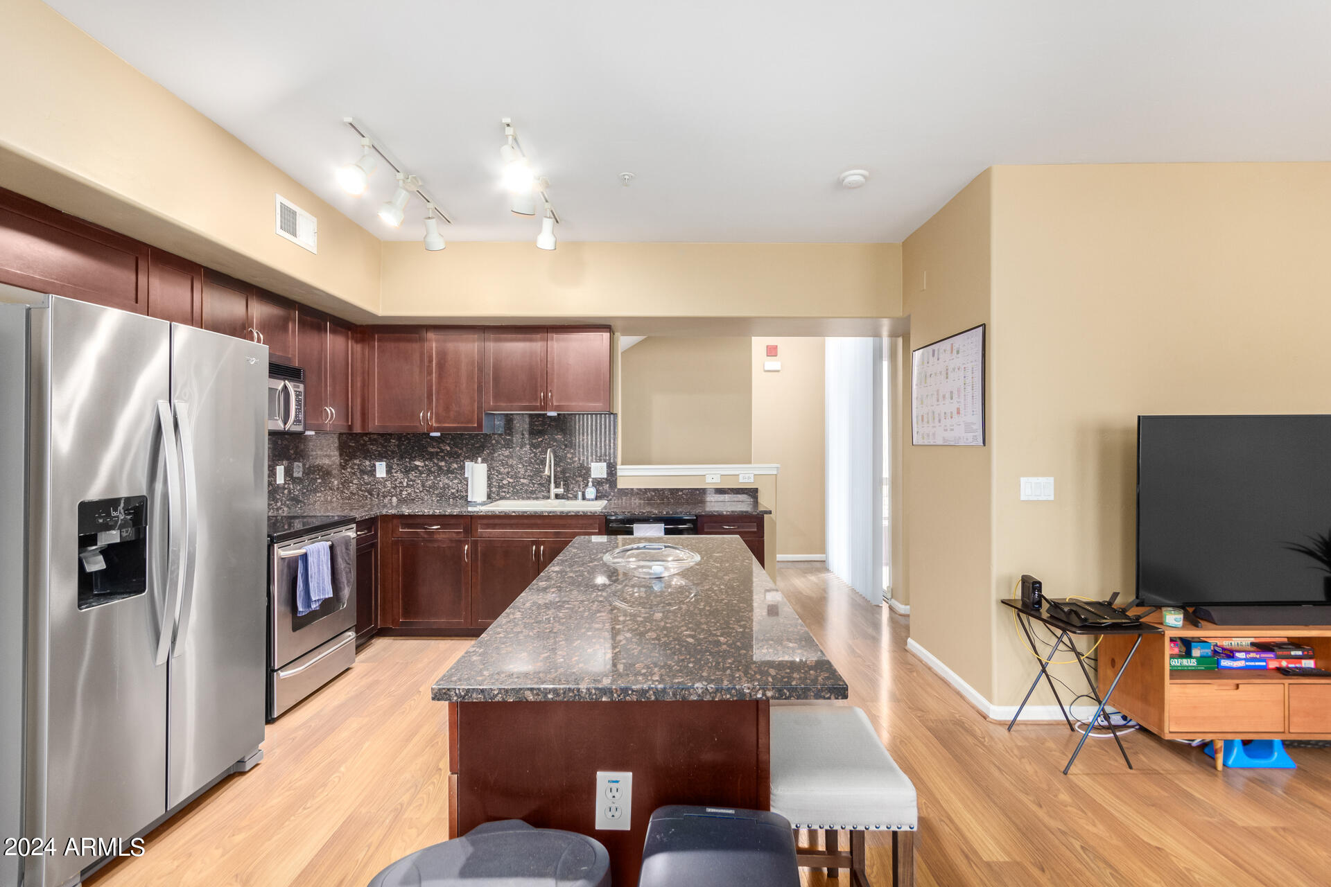 1920 East Bell Road, Unit 1163 Phoenix, AZ 85022 - Photo 8 of 26 11 - Bell