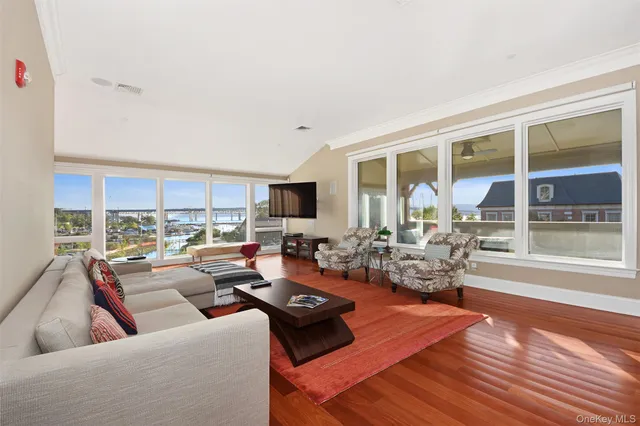 $2,145,000 | 127 West Main Street, Unit 300, Tarrytown, NY 10591