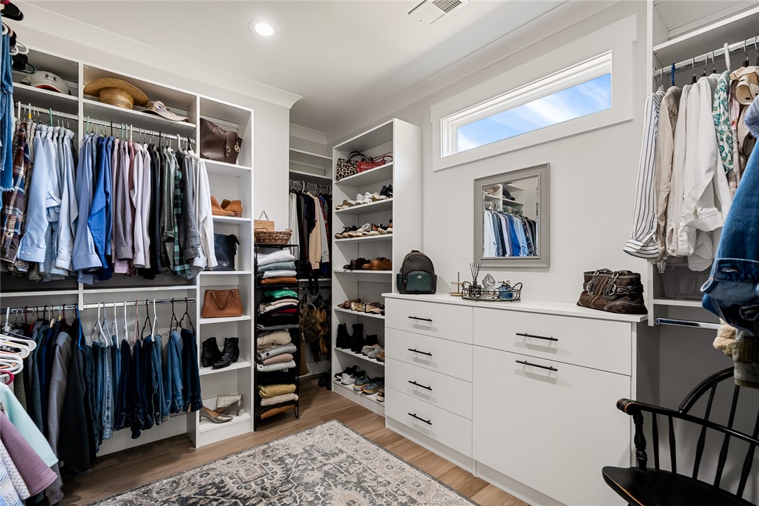 152 Jericho Circle Williamston, SC 29697 - Photo 21 of 50 Primary Closet