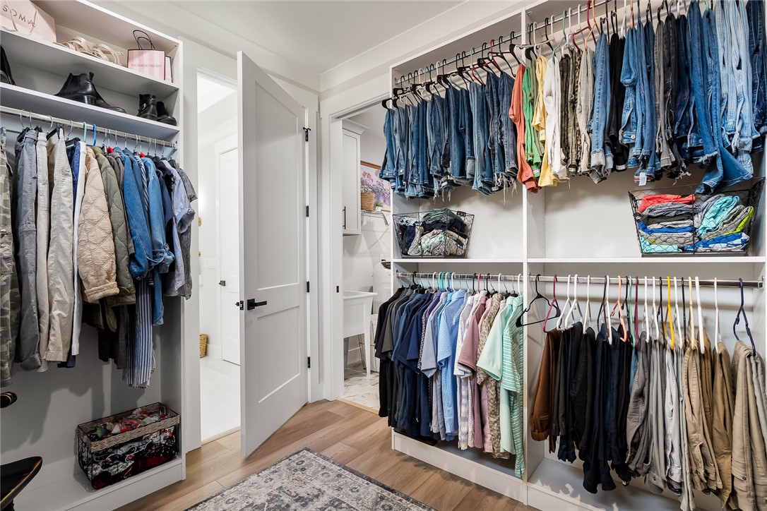 152 Jericho Circle Williamston, SC 29697 - Photo 22 of 50 Primary Closet