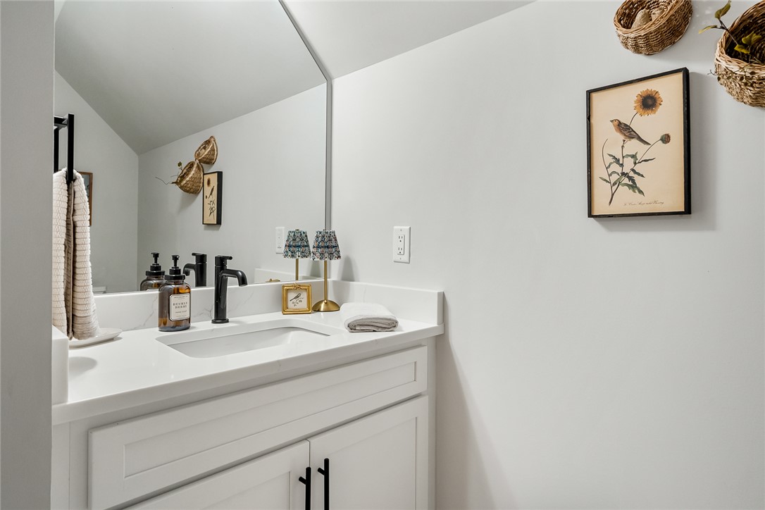 152 Jericho Circle Williamston, SC 29697 - Photo 36 of 50 Upstairs Bath