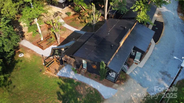 $1,195,000 | 43 Polly Spout Road, Marion, NC 28752