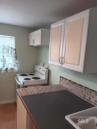 $389,000 | 269 South State Street, Hagerman, ID 83332