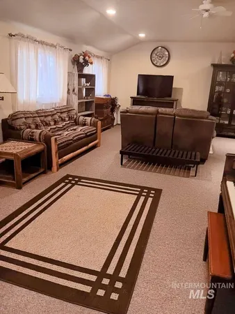 $389,000 | 269 South State Street, Hagerman, ID 83332