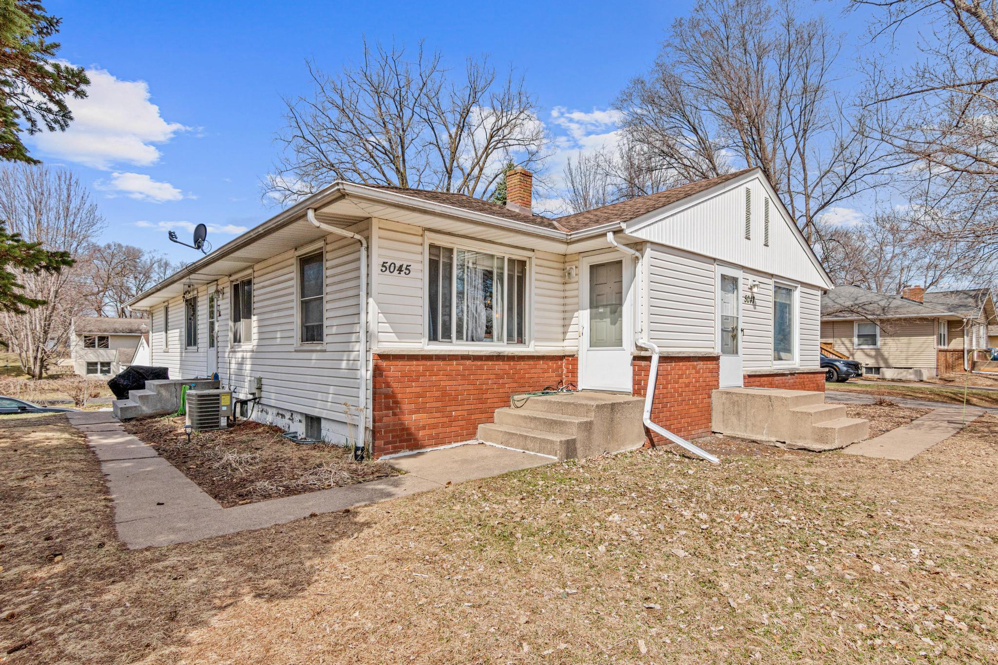5045-5047 Sunnyside Road Mounds View, MN 55112 - Photo 31 of 38 Gallery Image 31