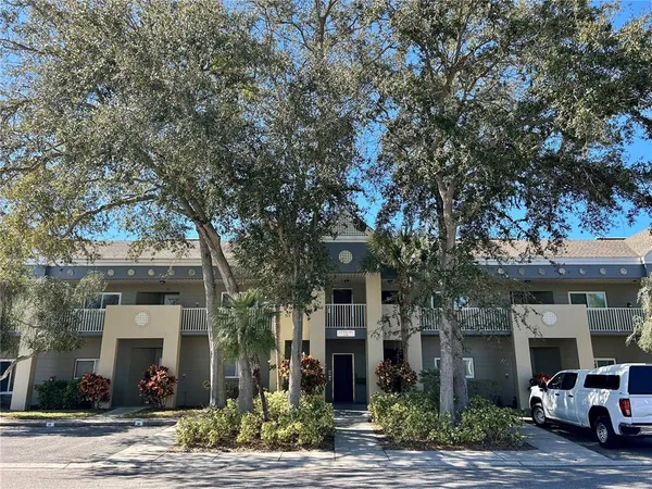 $260,000 | 2296 Monaco Lane, Unit 16, Clearwater, FL 33763
