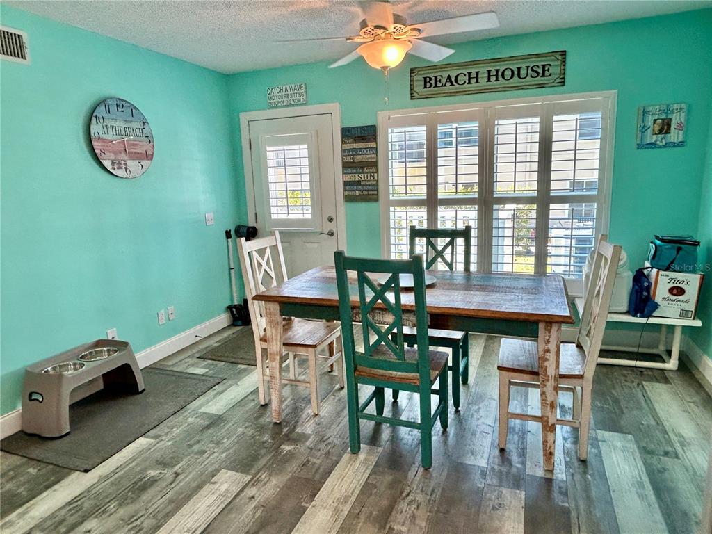 2296 Monaco Lane, Unit 16 Clearwater, FL 33763 - Photo 13 of 53