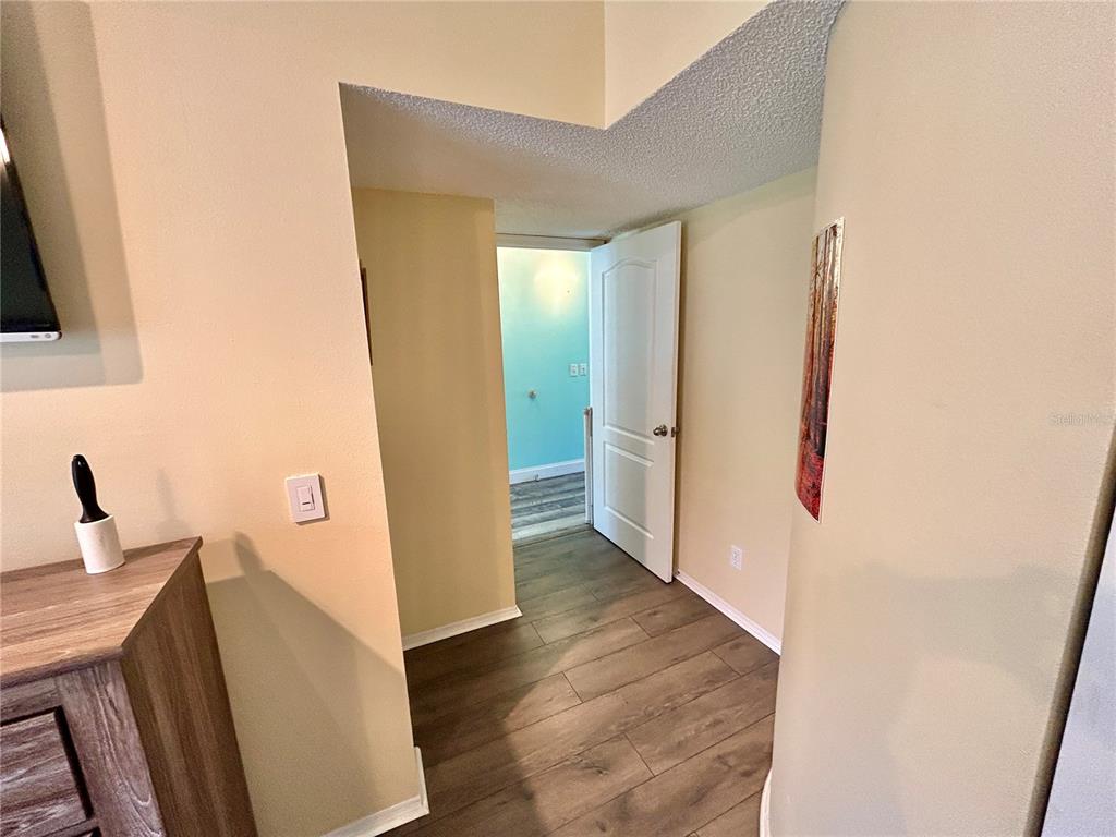 2296 Monaco Lane, Unit 16 Clearwater, FL 33763 - Photo 18 of 53