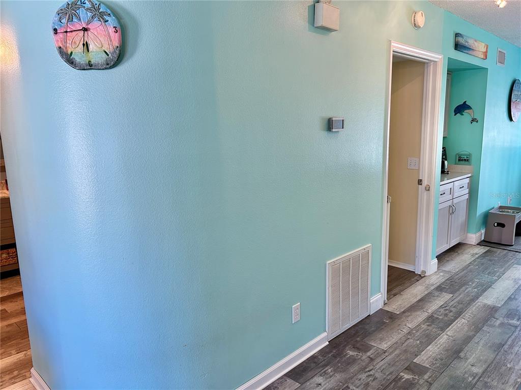 2296 Monaco Lane, Unit 16 Clearwater, FL 33763 - Photo 22 of 53