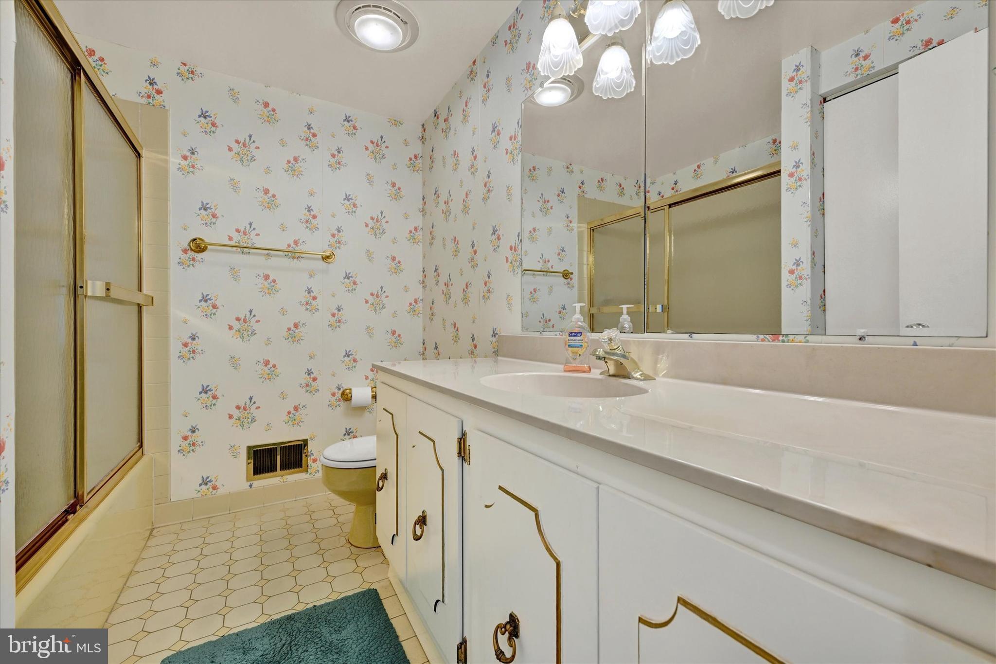 4009 Eland Road Phoenix, MD 21131 - Photo 25 of 38 a bathroom with a sink a vanity and a mirror