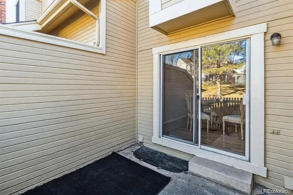 $3,200 | 2901 West Long Drive, Unit G, Littleton, CO 80120