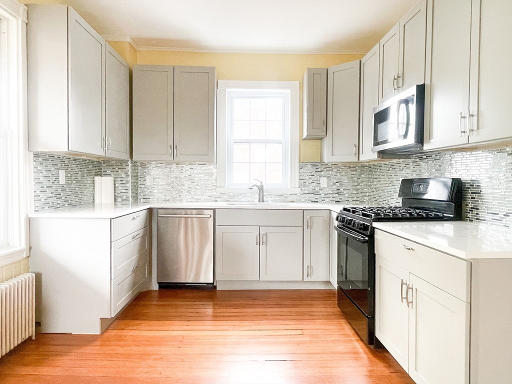381 Centre Street, Unit 2 Boston, MA 02130 - Photo 2 of 22