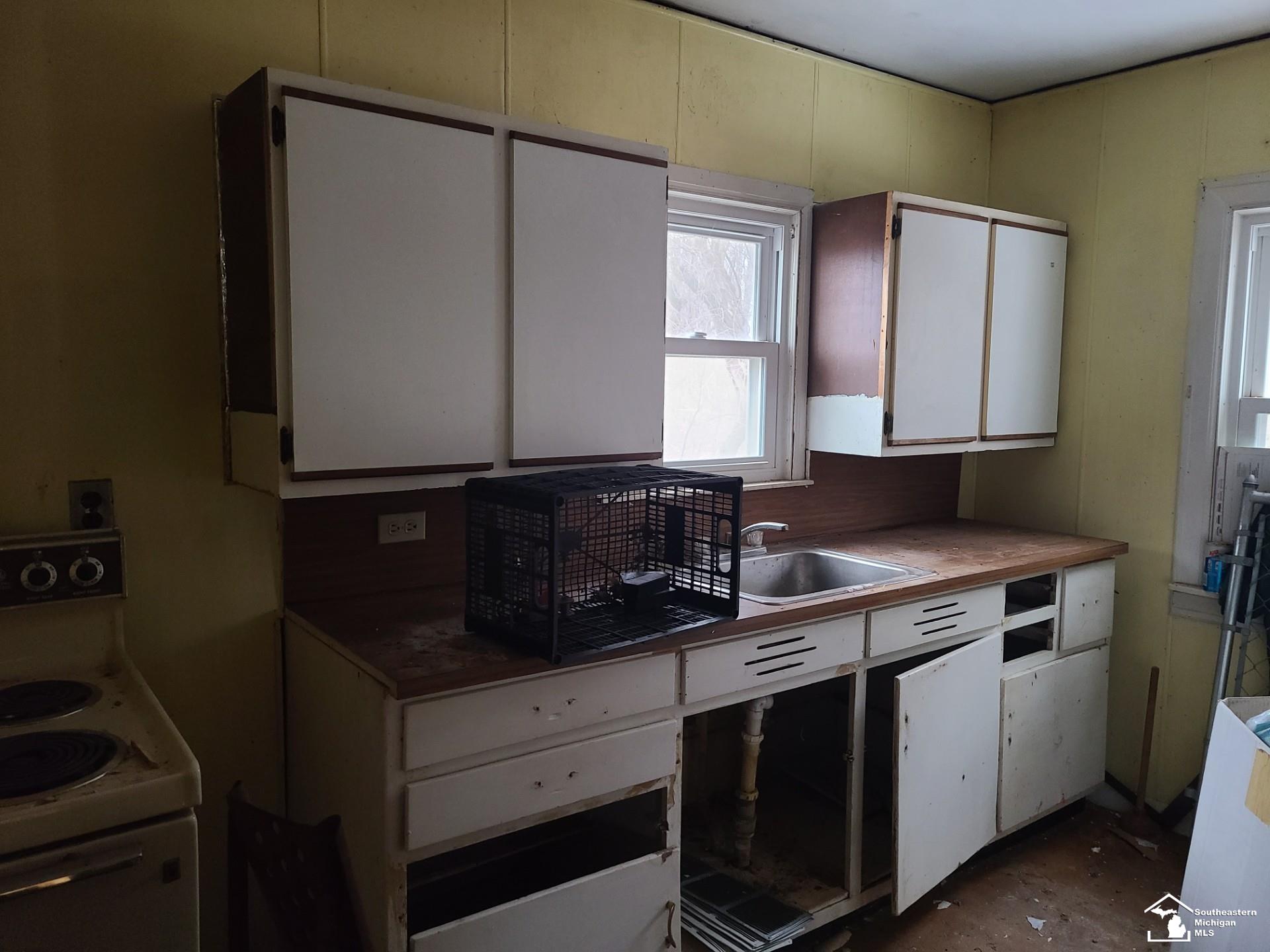 14281 South Telegraph Road Monroe, MI 48161 - Photo 7 of 10 50166512-f1dcb395-2c1c-46e3-b2d4-952d42688be7.JPG