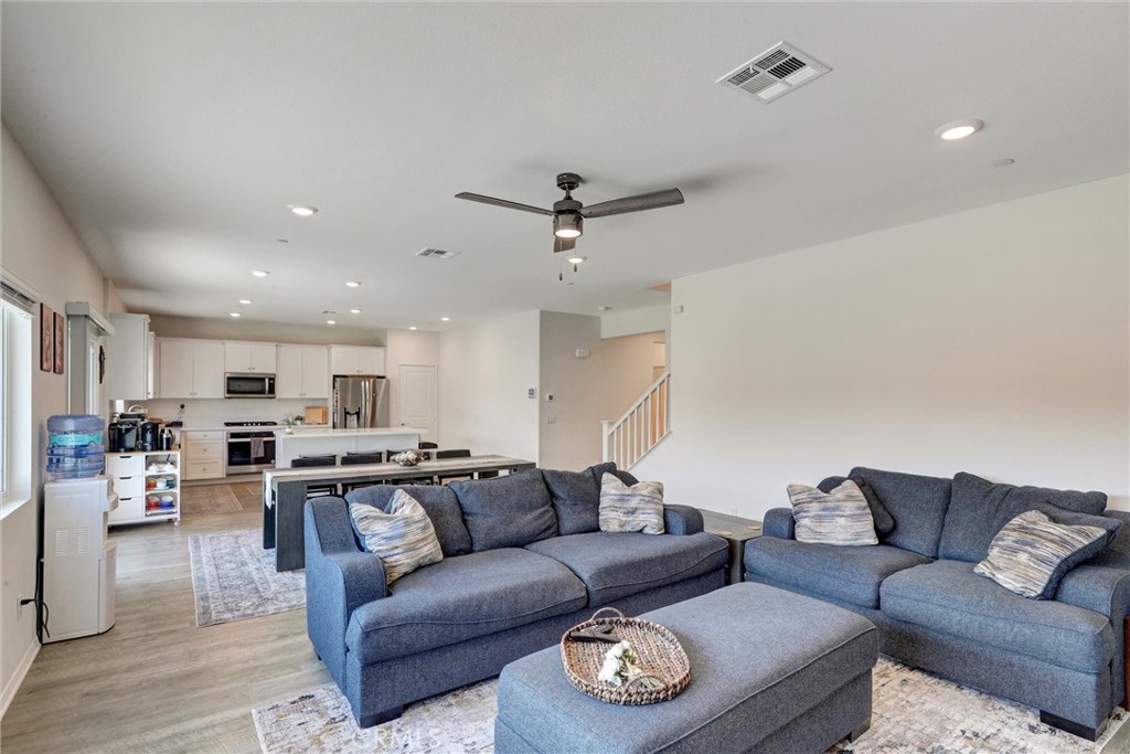 31214 Linden Flower Road Winchester, CA 92596 - Photo 14 of 39