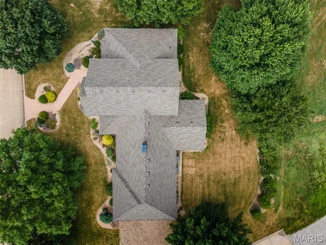 $555,000 | 1300 White Oak Trail, Godfrey, IL 62035