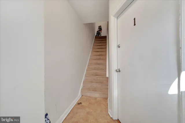 $275,000 | 856 Eaton Road, Drexel Hill, PA 19026