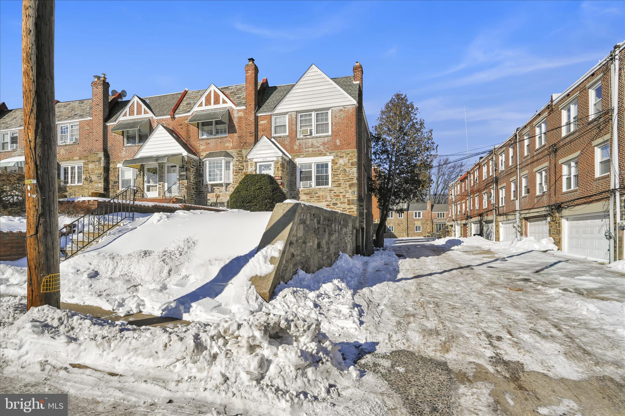 856 Eaton Road Drexel Hill, PA 19026 - Photo 4 of 29 Exterior Front