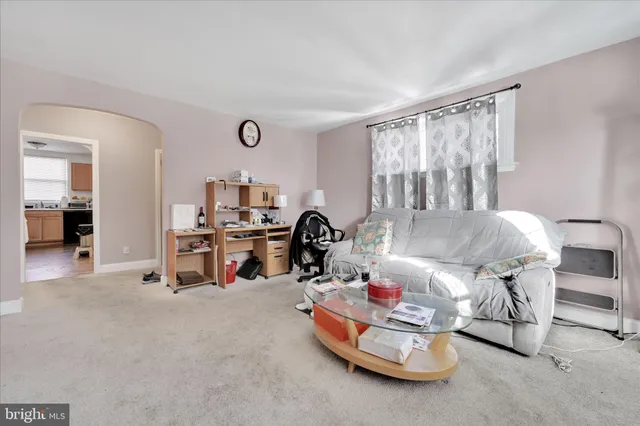 $275,000 | 856 Eaton Road, Drexel Hill, PA 19026