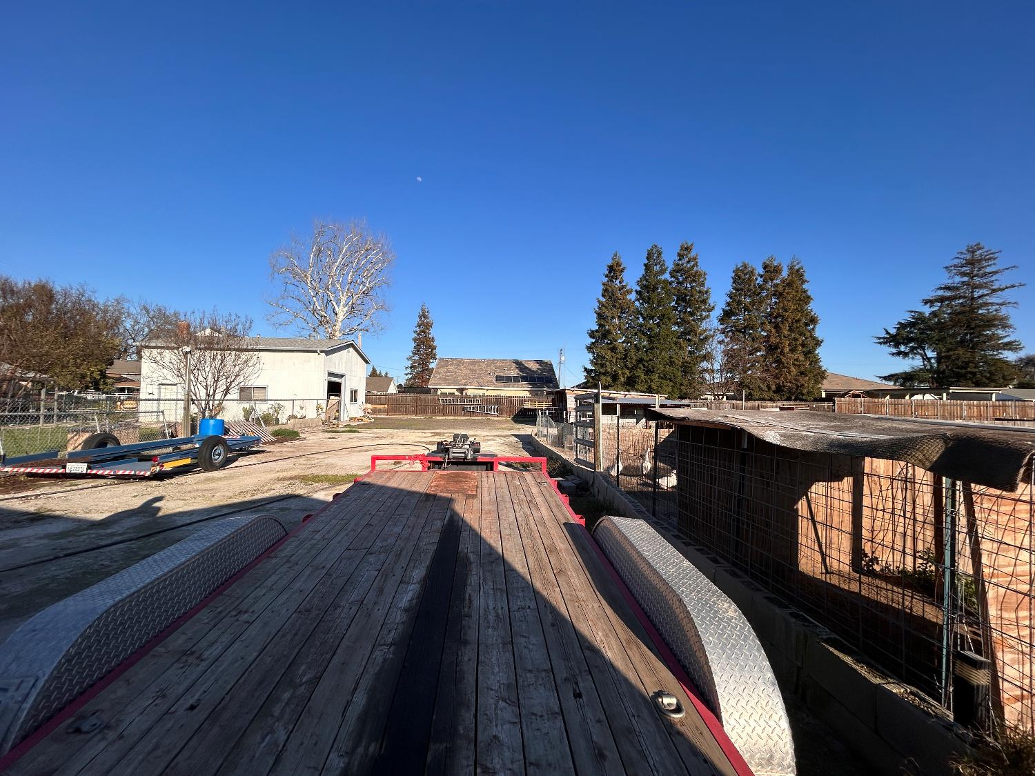 4910 East Zeering Road Denair, CA 95316 - Photo 8 of 11 a terrace with outdoor seating and wooden floor