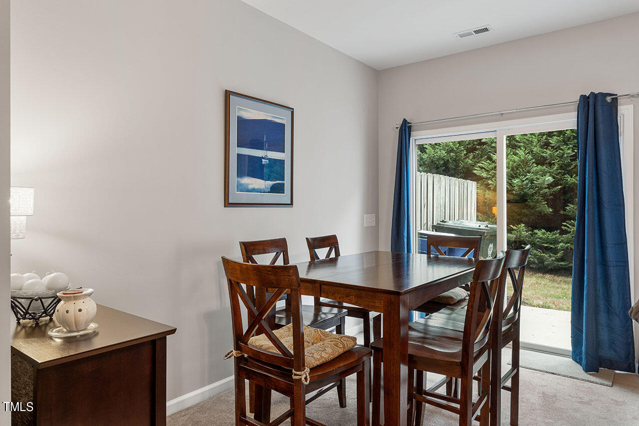 8201 Rhiannon Road Raleigh, NC 27613 - Photo 17 of 30 8201 Rhiannon Road_17