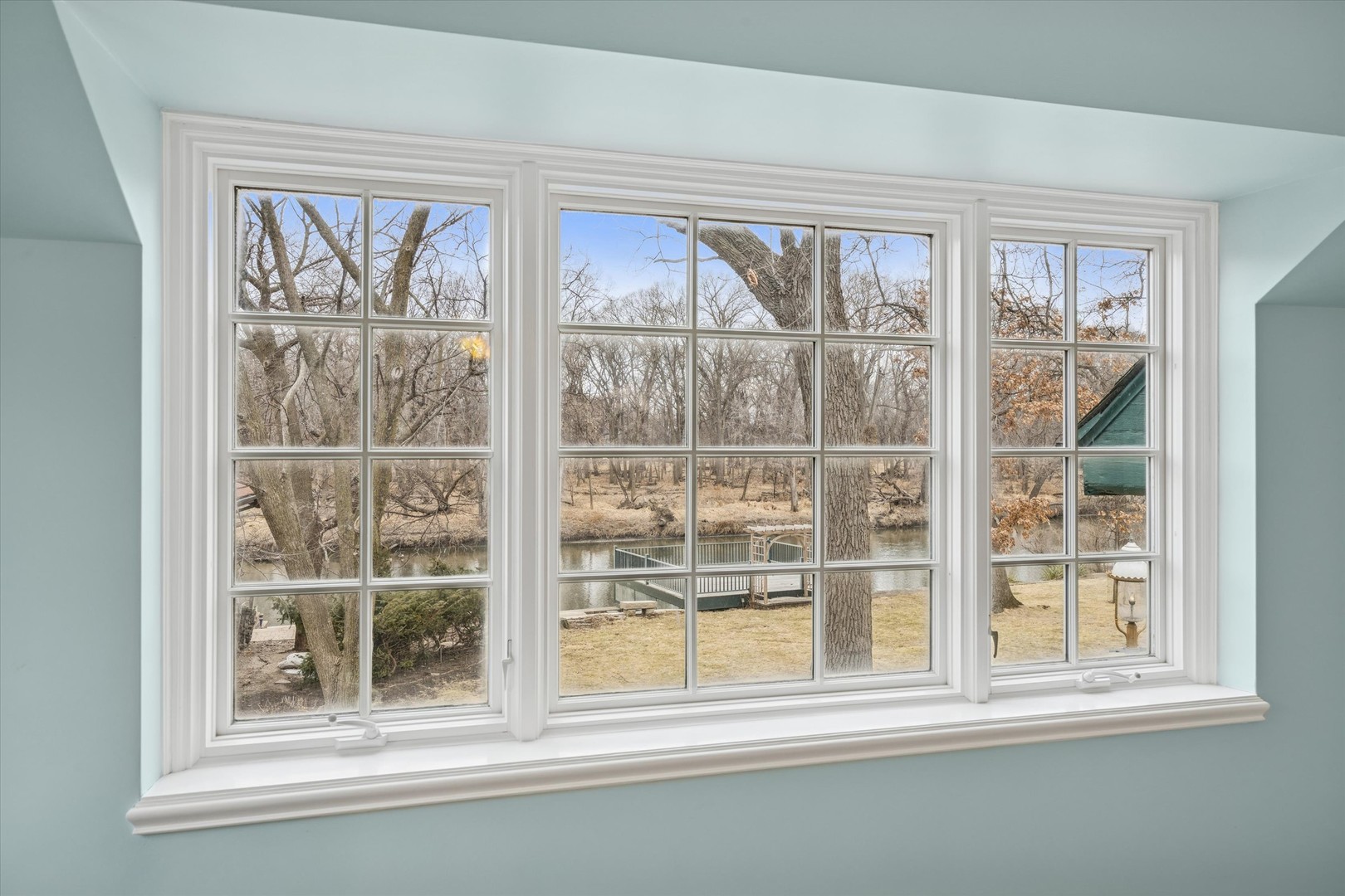 220 Maplewood Road Riverside, IL 60546 - Photo 22 of 39 Gallery Image 22