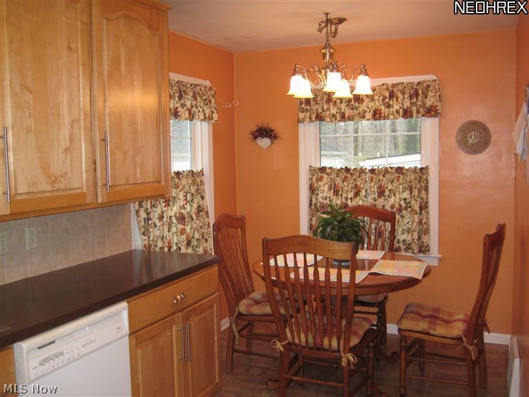 1579 Laclede Road South Euclid, OH 44121 - Photo 4 of 14