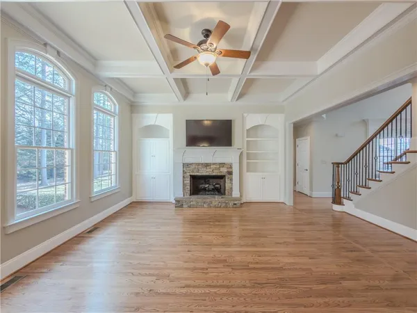 $889,500 | 792 Grassmeade Way, Snellville, GA 30078