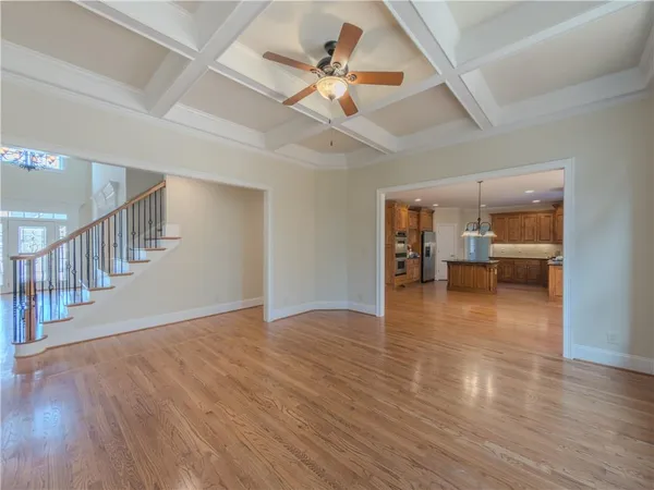 $889,500 | 792 Grassmeade Way, Snellville, GA 30078