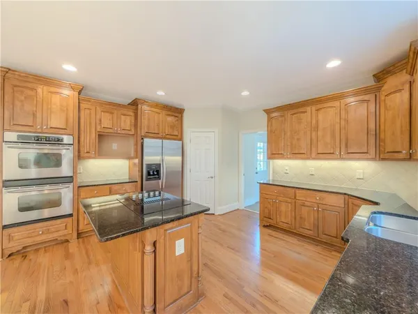 $889,500 | 792 Grassmeade Way, Snellville, GA 30078