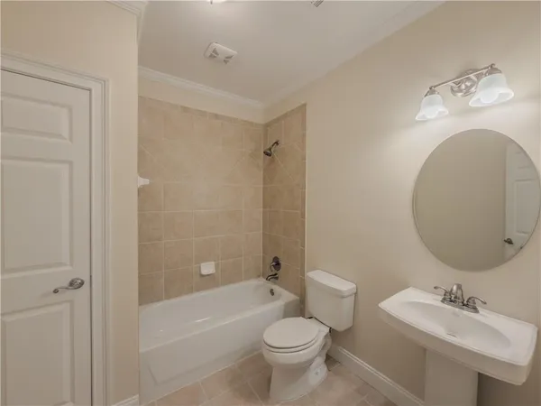 $889,500 | 792 Grassmeade Way, Snellville, GA 30078