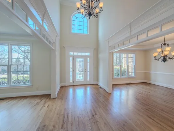 $889,500 | 792 Grassmeade Way, Snellville, GA 30078