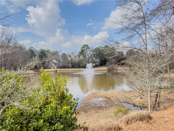 $889,500 | 792 Grassmeade Way, Snellville, GA 30078