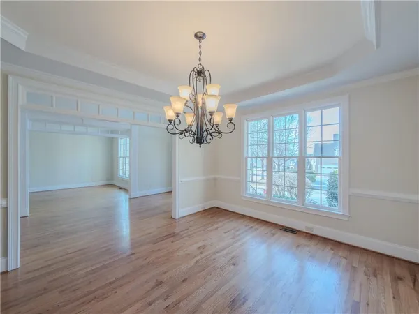 $889,500 | 792 Grassmeade Way, Snellville, GA 30078