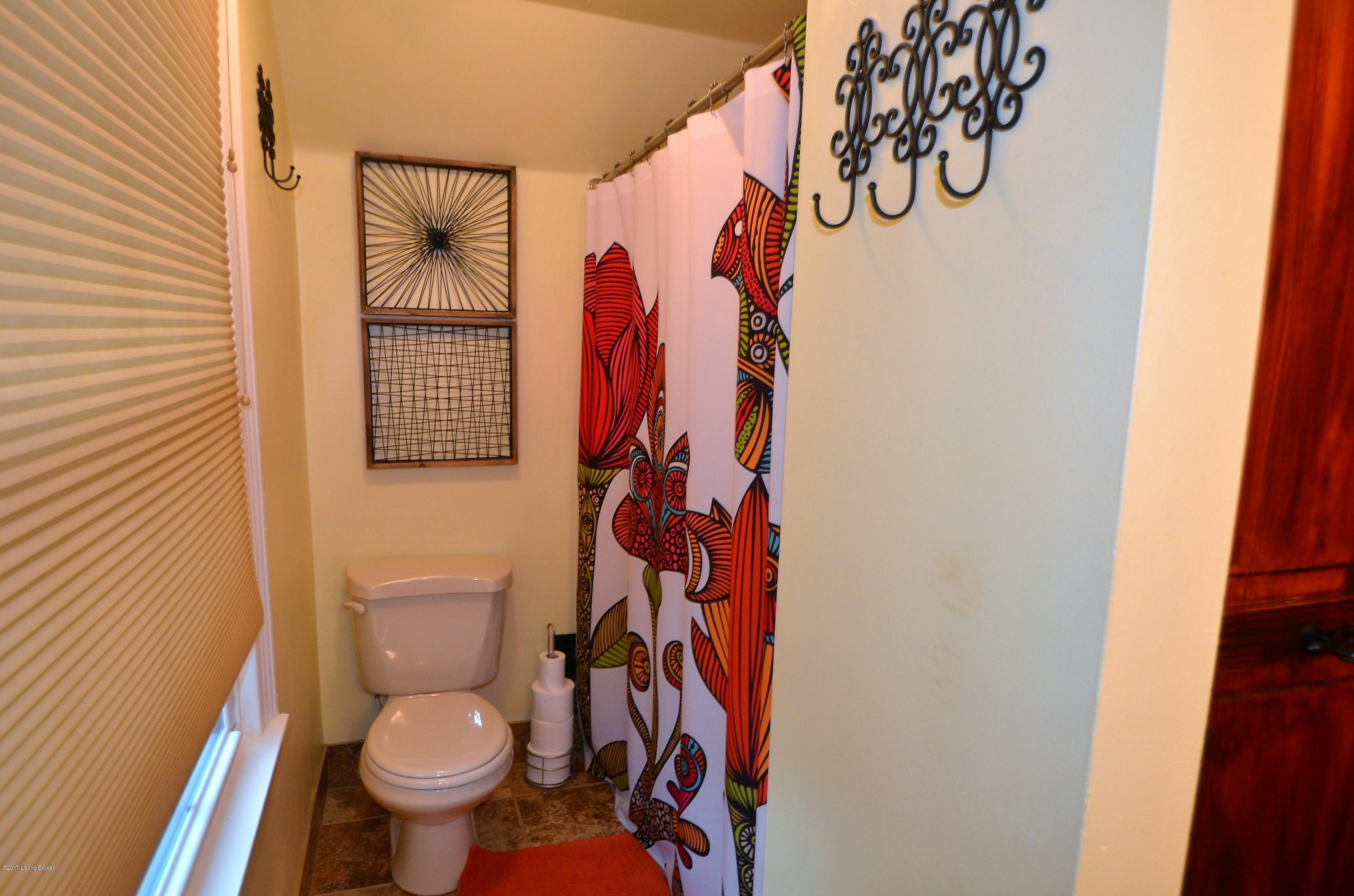 4301 Kinloch Road Louisville, KY 40207 - Photo 29 of 34 DSC_2104 (3)